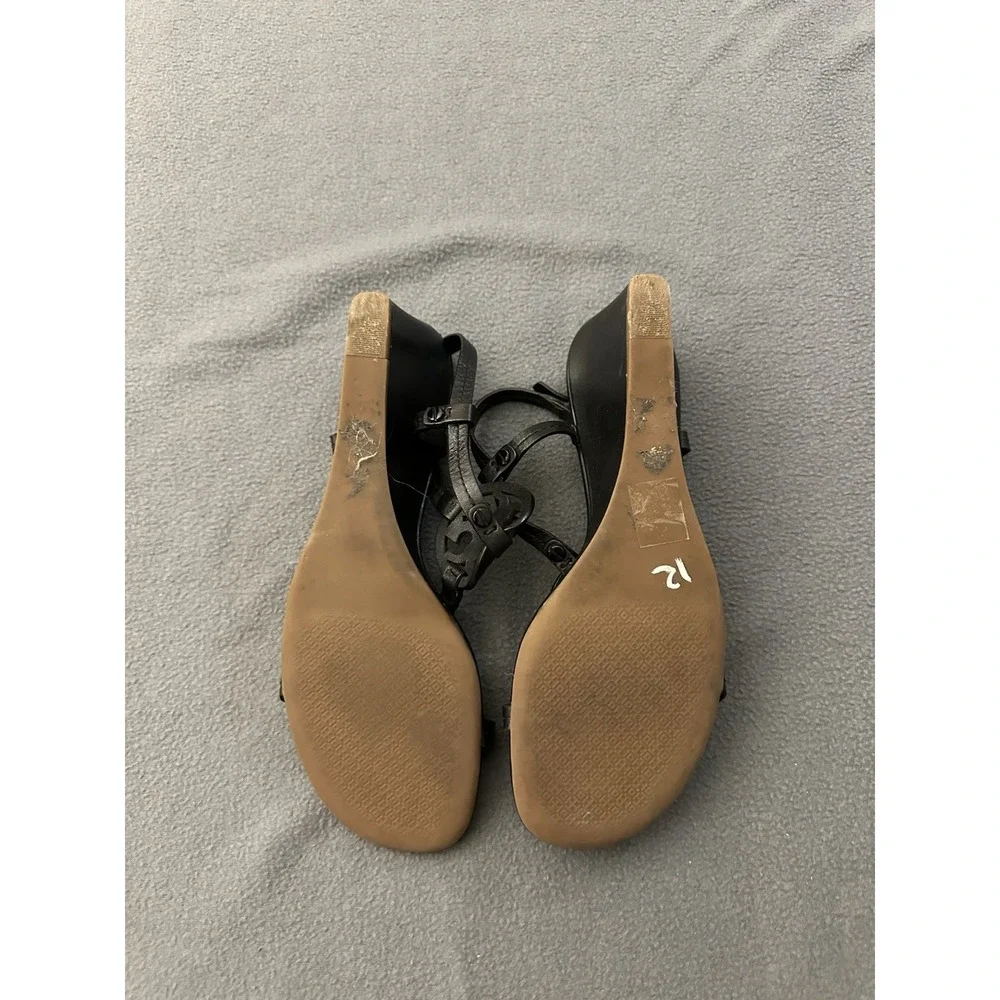 Tory Butch Miller T-Strap Black Leather Wedge Sandals Women's Size 8.5 Logo EUC